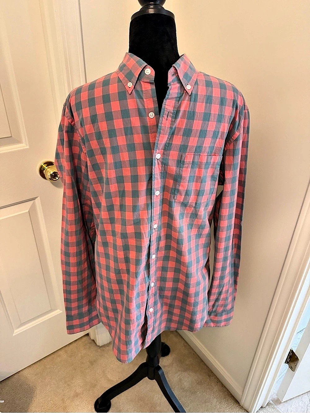 J.Crew Mercantile Plaid Cotton Button Down Shirt in Pink & Green Size Medium Tal